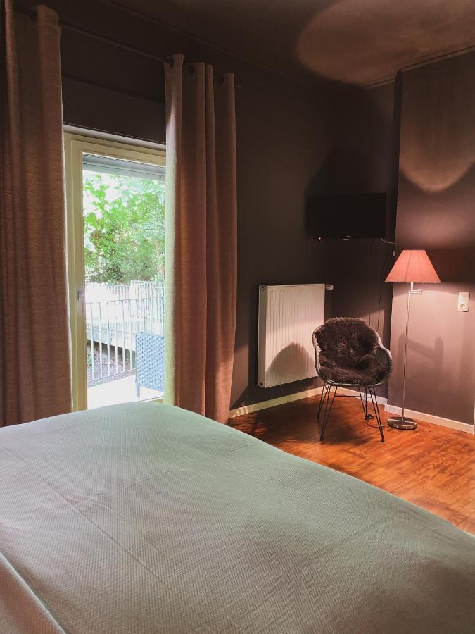 Ring Residenz In Adenau Direkt Am Nuerburgring Bed & Breakfast Exterior photo