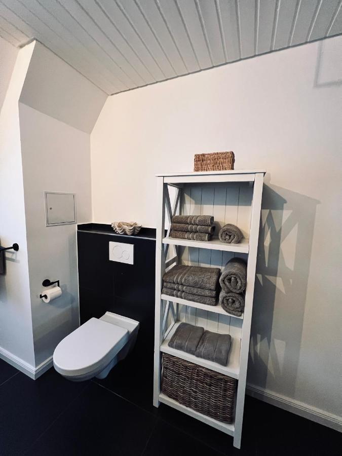 Ring Residenz In Adenau Direkt Am Nuerburgring Bed & Breakfast Exterior photo